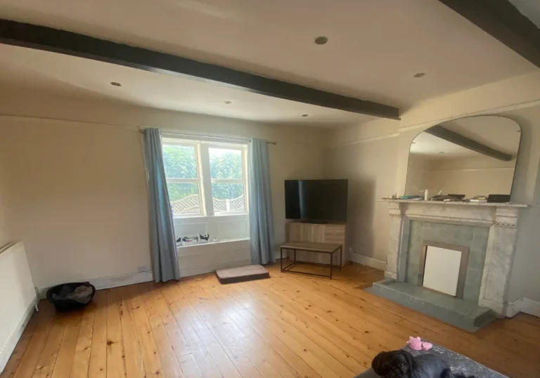 Before home staging traditional lounge